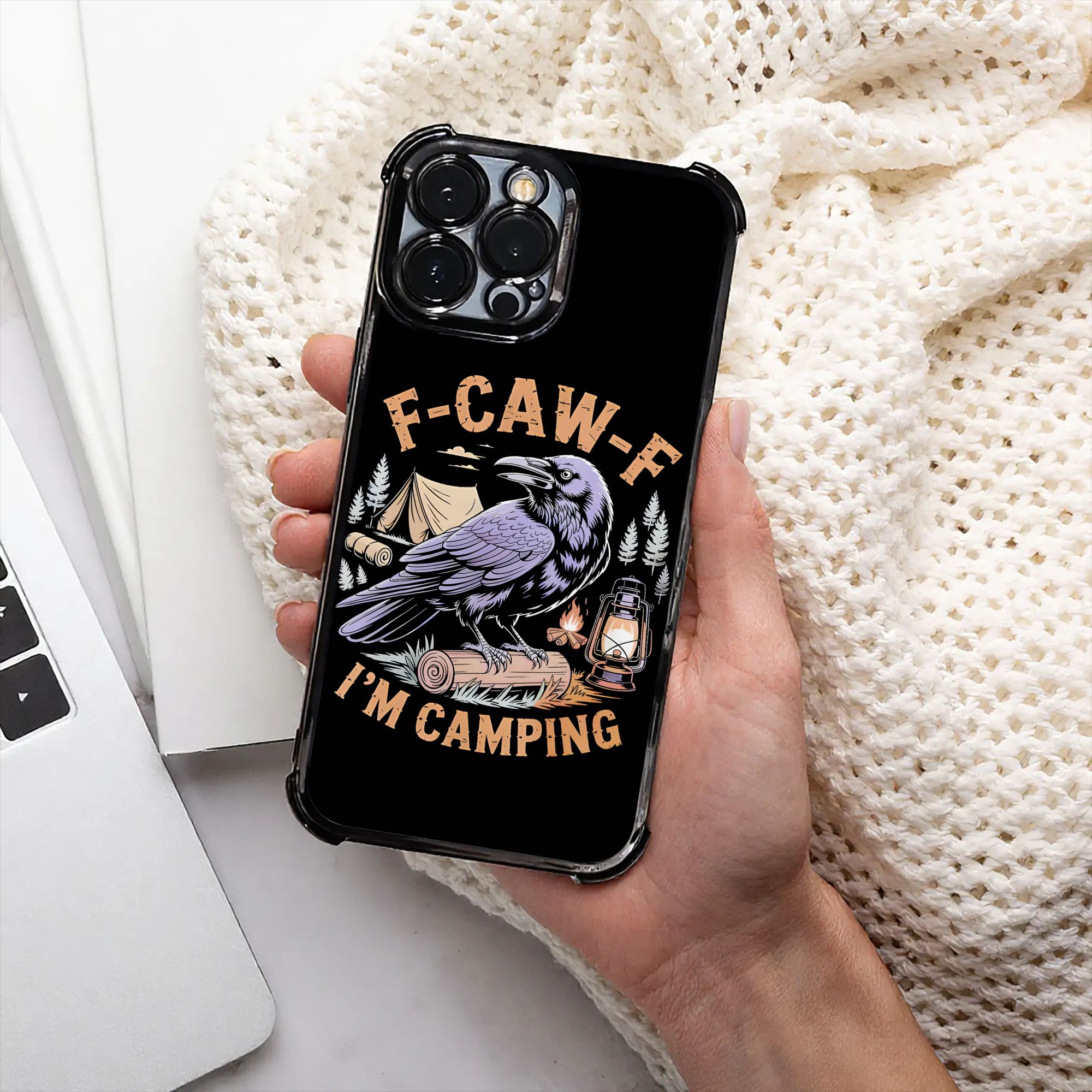 Outdoor Camping Adventures - เคสโทรศัพท์ลายอีกาตลก F CAW F สำหรับการตั้งแคมป์กลางแจ้ง ผ่านกระบวนการชุบไฟฟ้า